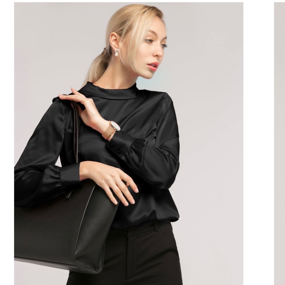 NWT black LILYSILK shirt. XS silk. Feels amazing. Versatile!